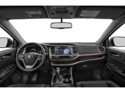 2015 Toyota Highlander, $0. Photo 11