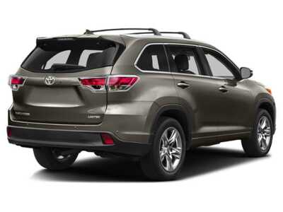 2015 Toyota Highlander, $0. Photo 5