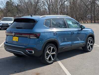 2026 Volkswagen Taos, $39277. Photo 2