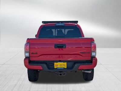 2017 Toyota Tacoma, $30048. Photo 6