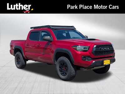 2017 Toyota Tacoma, $30048. Photo 1
