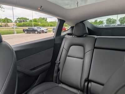 2024 Tesla Model Y, $38848. Photo 12
