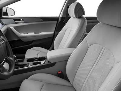 2016 Hyundai Sonata, $0. Photo 11