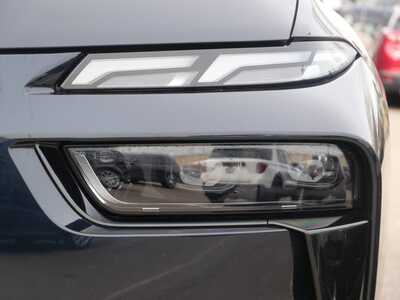 2026 BMW X7, $0. Photo 9