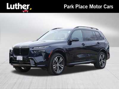 2026 BMW X7, $0. Photo 1