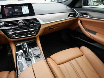 2018 BMW 5 Series, $17348. Photo 11