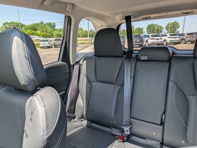 2024 Subaru Forester, $32148. Photo 12