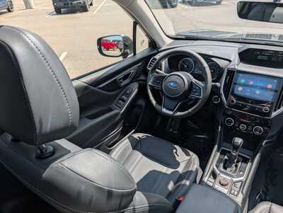 2024 Subaru Forester, $32148. Photo 9