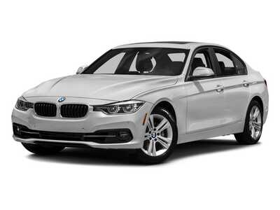 2018 BMW 3 Series, $17348. Photo 4