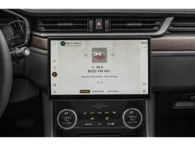 2021 Jaguar F-Pace, $0. Photo 10