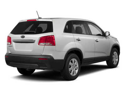 2013 Kia Sorento, $0. Photo 5