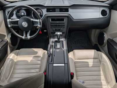 2011 Ford Mustang, $18348. Photo 10