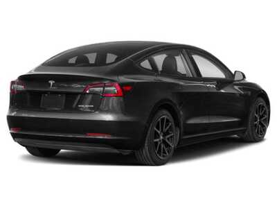 2022 Tesla Model 3, $28348. Photo 2
