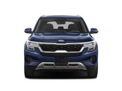 2021 Kia Seltos, $17348. Photo 7