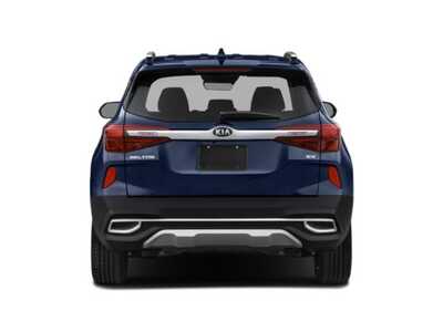 2021 Kia Seltos, $17348. Photo 8