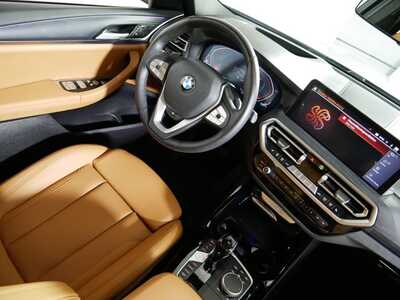 2024 BMW X3, $41848. Photo 9
