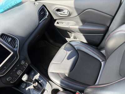2020 Jeep Cherokee, $0. Photo 11