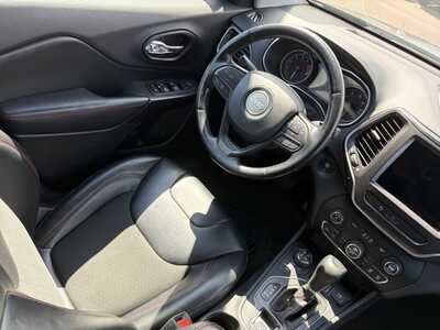 2020 Jeep Cherokee, $0. Photo 9