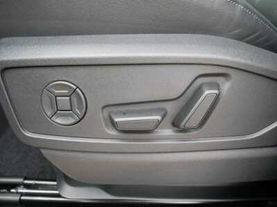 2025 Audi Q5, $60850. Photo 12
