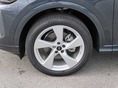 2025 Audi Q5, $60850. Photo 4