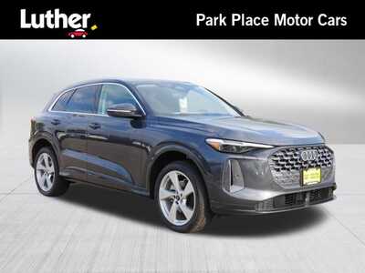 2025 Audi Q5, $60850. Photo 1