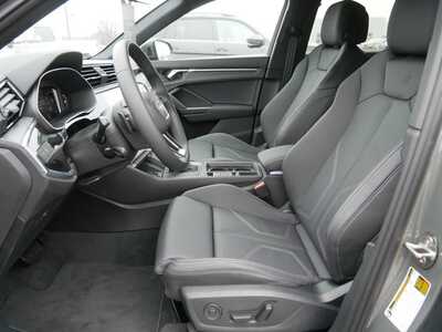 2025 Audi Q3, $46460. Photo 6