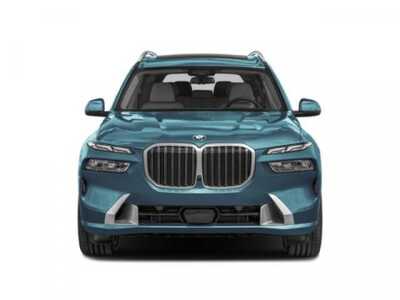 2027 BMW X7, $100140. Photo 4