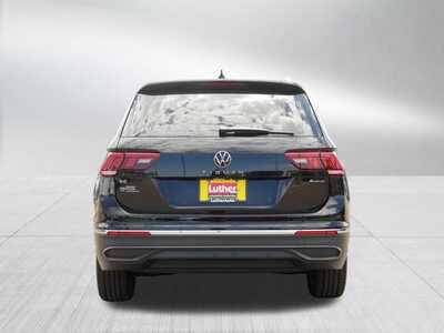 2022 Volkswagen Tiguan, $0. Photo 6
