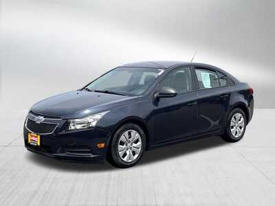 2014 Chevrolet Cruze, $7048. Photo 3