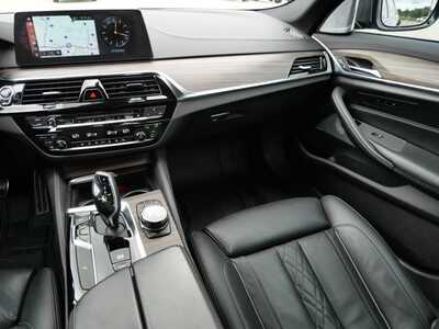 2018 BMW 5 Series, $30350. Photo 11