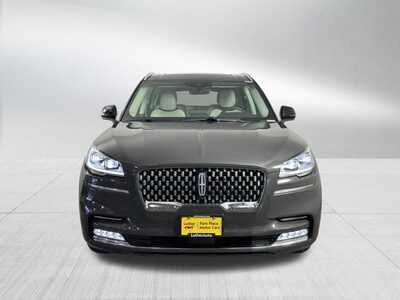 2024 Lincoln Aviator, $57850. Photo 2