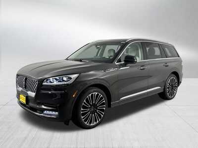 2024 Lincoln Aviator, $57850. Photo 3