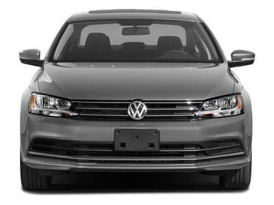 2017 Volkswagen Jetta, $12348. Photo 4