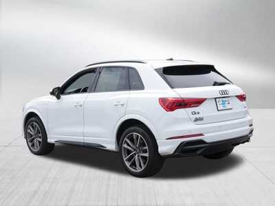 2022 Audi Q3, $0. Photo 5