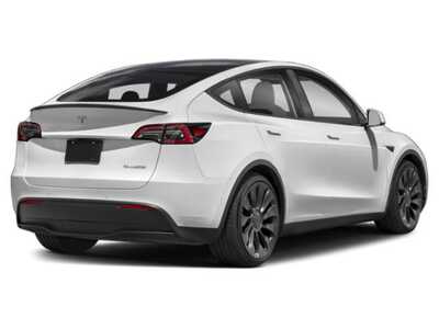 2023 Tesla Model Y, $0. Photo 2