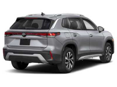 2026 Volkswagen Tiguan, $35031. Photo 5