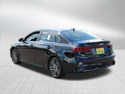 2022 Kia Forte, $17848. Photo 5