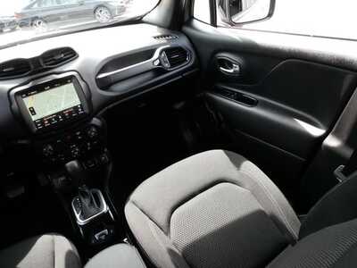 2022 Jeep Renegade, $0. Photo 11
