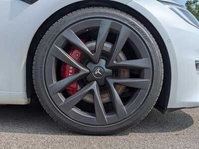 2022 Tesla Model S, $46348. Photo 11