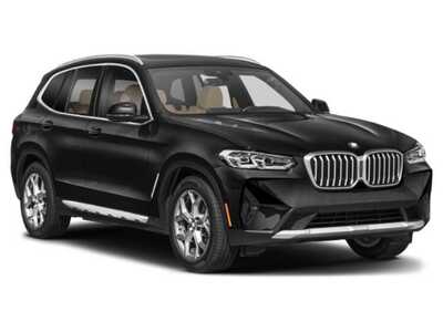 2022 BMW X3, $32348. Photo 9