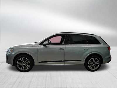 2026 Audi Q7, $70495. Photo 3