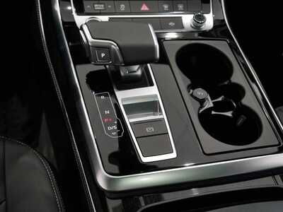 2026 Audi Q7, $70495. Photo 9