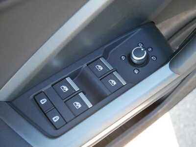 2025 Audi Q3, $46460. Photo 8
