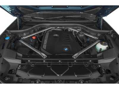 2027 BMW X7, $101290. Photo 11