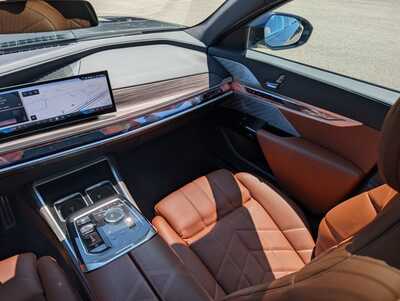 2023 BMW 7 Series, $72348. Photo 11