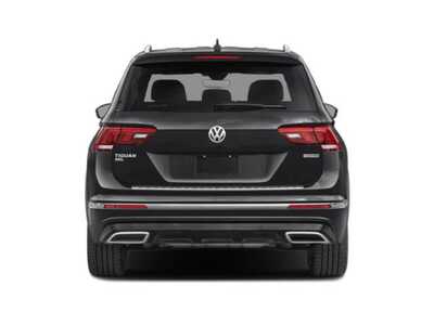 2021 Volkswagen Tiguan, $23848. Photo 8