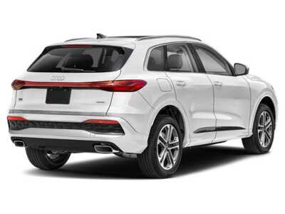 2026 Audi Q5, $66200. Photo 2