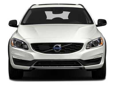 2016 Volvo V60 Cross Country, $0. Photo 4