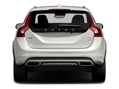 2016 Volvo V60 Cross Country, $0. Photo 5
