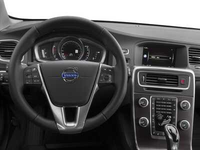 2016 Volvo V60 Cross Country, $0. Photo 6